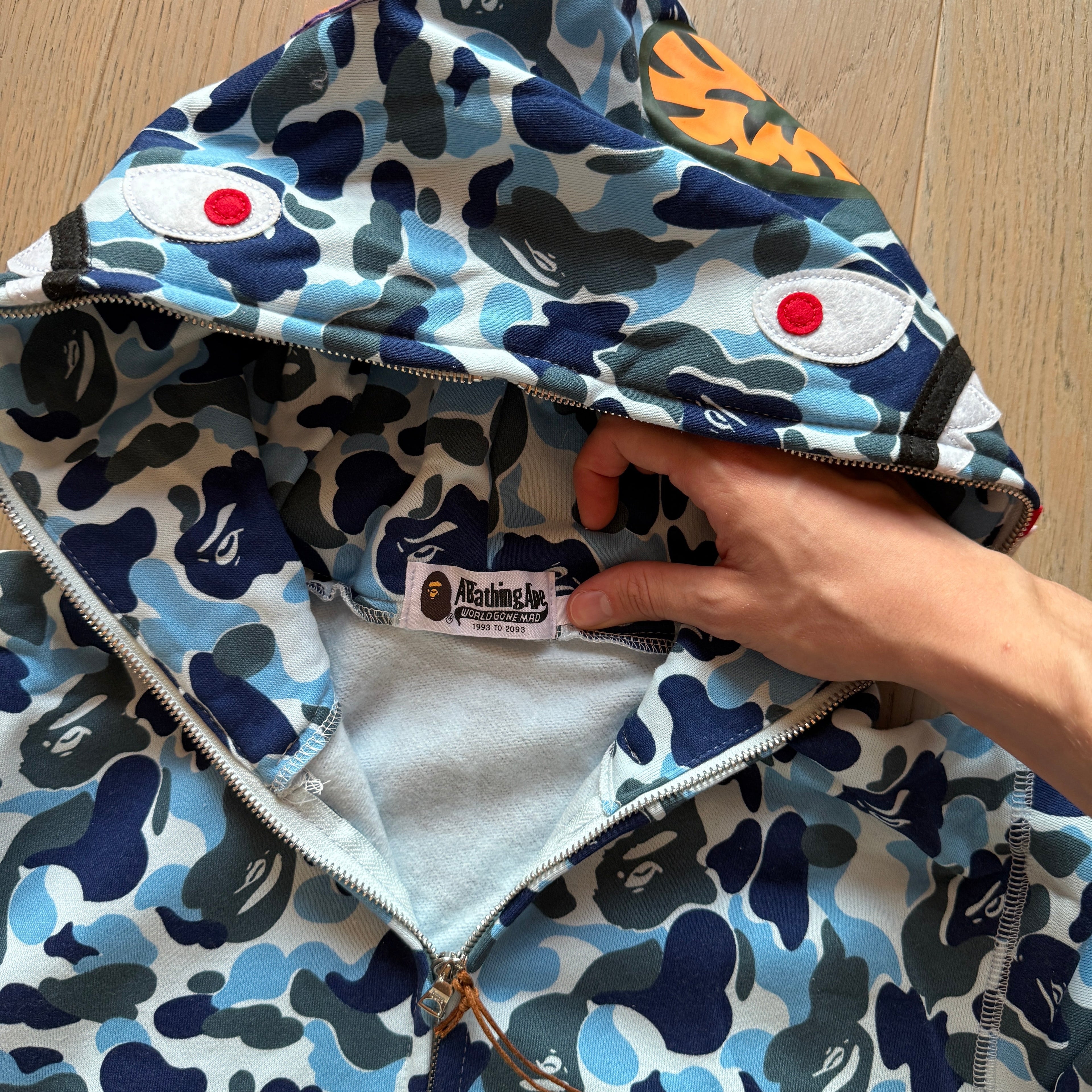 Bape Hoodie - EestiLeiud